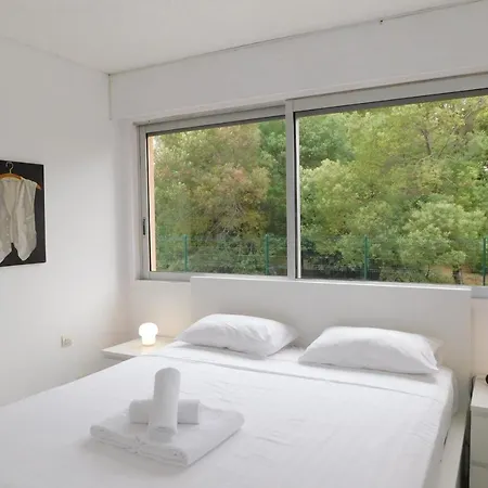 Cozy 1-bedroom 'l'amphore' With Balcony And Parking Fréjus